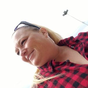 Meet your Posher, Eve